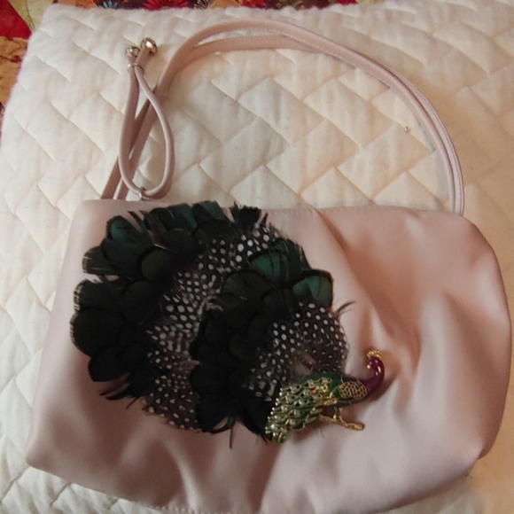 Clutch - Picture 1 of 5